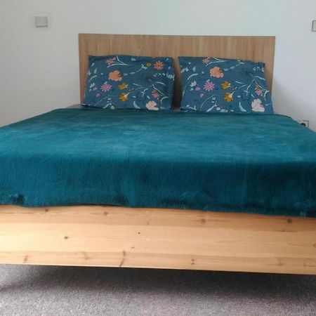 Maison En Location Fresnes Sur Marne מראה חיצוני תמונה